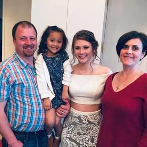 Meet your Posher, Dustin